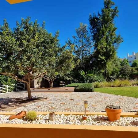 Marinho - 2 Bedroom 2 Bathroom Ground Floor With Communal Pool And Gardens