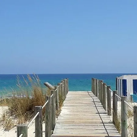 Apartment Marinho - 2 Bedroom 2 Bathroom Ground Floor With Communal Pool And Gardens Conceicao (Faro)