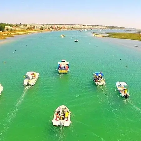 Marinho - 2 Bedroom 2 Bathroom Ground Floor With Communal Pool And Gardens Apartamento Conceição